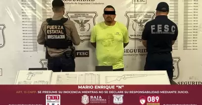 Asegurado con armas durante patrullaje en Tijuana