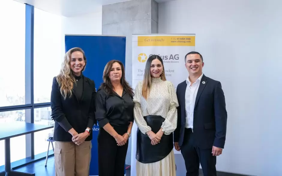 Panel "Panorama industrial nacional 2025 y visi�n Tijuana 2026"