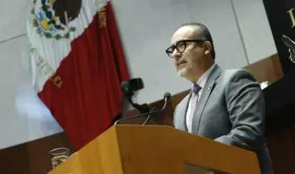 Max Garc�a, Senador por Baja California