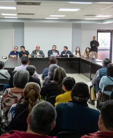 Reuni�n con polic�as jubilados y viudas