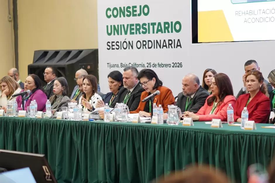 Rector de la UABC presenta su tercer informe de actividades