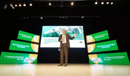 Rector de la UABC presenta su tercer informe de actividades