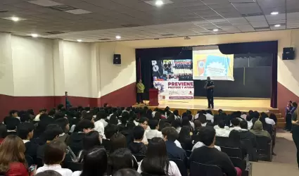 Ciclo de conferencias enfocado a prevenir violencia, cultura del narcotr�fico