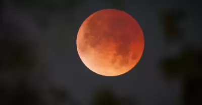 Alcance m�ximo del eclipse lunar total, "Luna de sangre", Luna Roja.