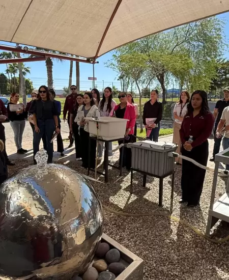 Conferencia "Mujeres en campo: operaci�n y dise�o de redes hidr�ulicas"