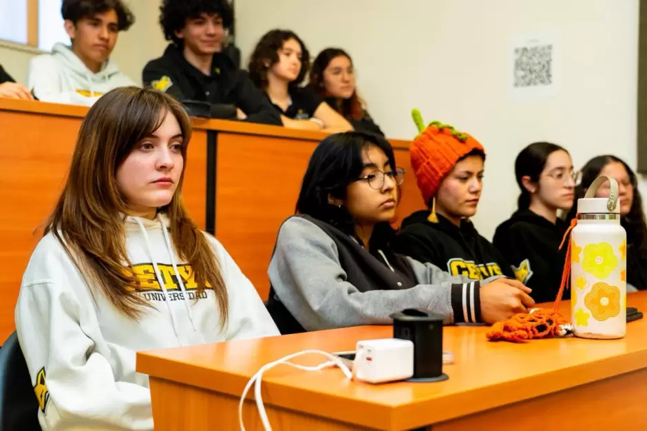 Gobierno de Claudia Agatón y CETYS consolidan alianza por bienestar estudiantil