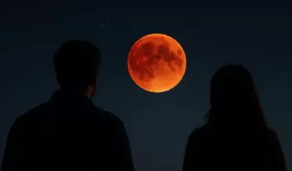 Eclipse Lunar Total.