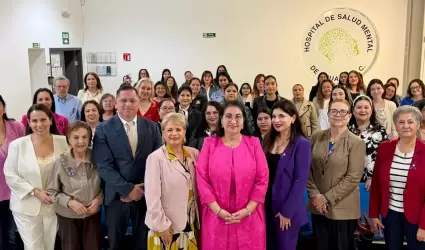 Reconoce como "Mujer de �xito" Dra. Florina Riguetti Rojo