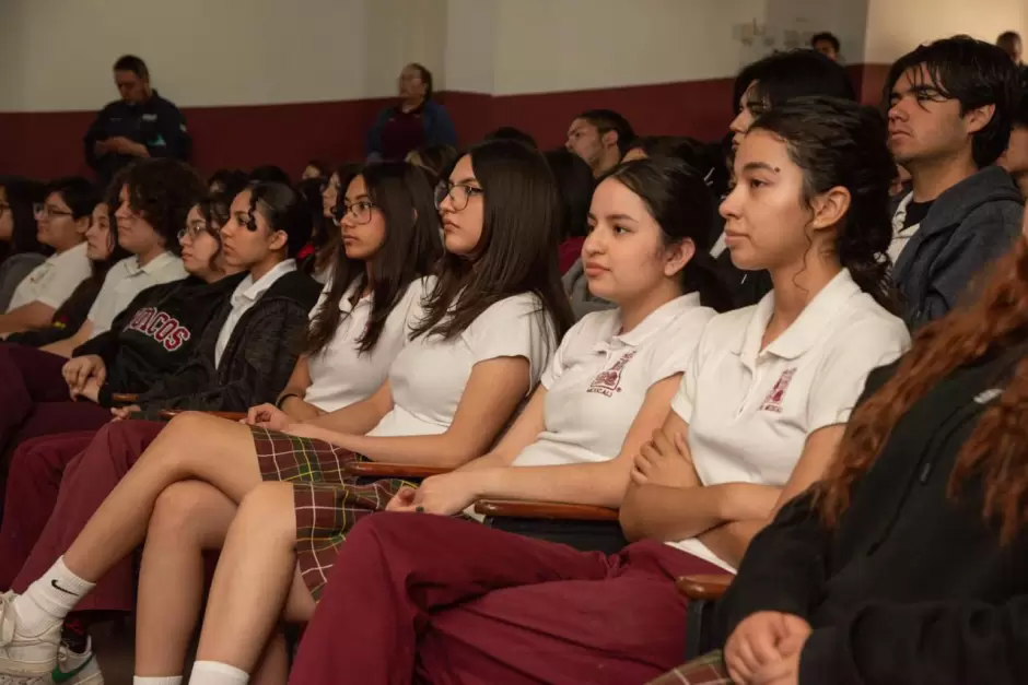 Becas "Con el Coraz�n por Delante 2026"