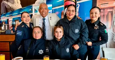 Reconocimiento a la vocaci�n y compromiso de las mujeres polic�as