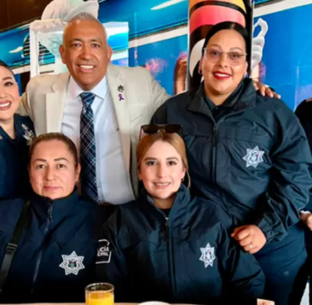 Reconocimiento a la vocaci�n y compromiso de las mujeres polic�as