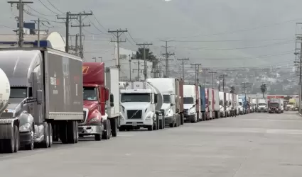 transporte de carga tractocami�n