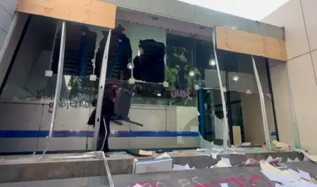 Expedientes destruidos en marcha 8M