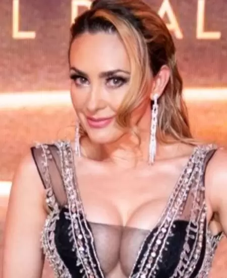 Aracely Ar�mbula