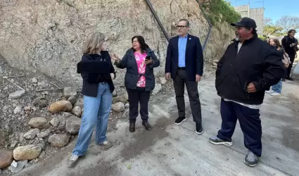 Recorrido por viviendas afectadas por la construcci�n del viaducto