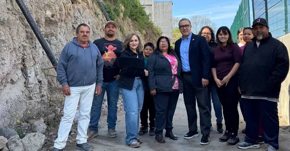 Recorrido por viviendas afectadas por la construcci�n del viaducto