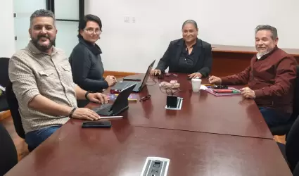 Dirigentes de Morena