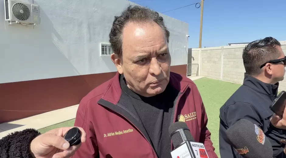 Adri�n Medina Amarillas, secretario de salud de Baja California