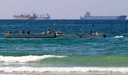 Trump pide flota internacional para asegurar el estrecho de Ormuz