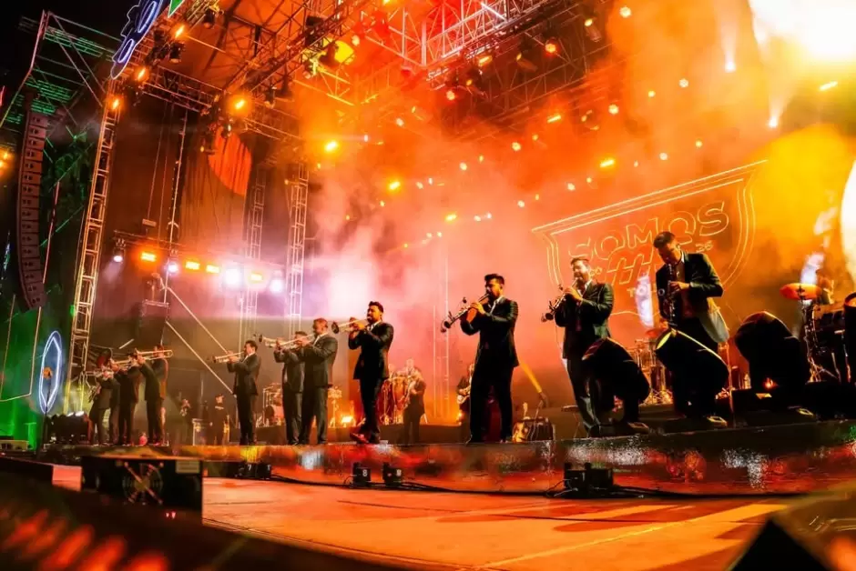 Banda MS rompe récord de asistencia en el Gran Carnaval de Ensenada 2026