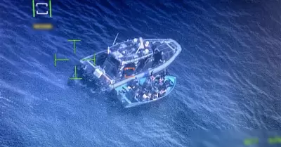 Interceptan embarcaci�n con 23 migrantes frente a la costa de California