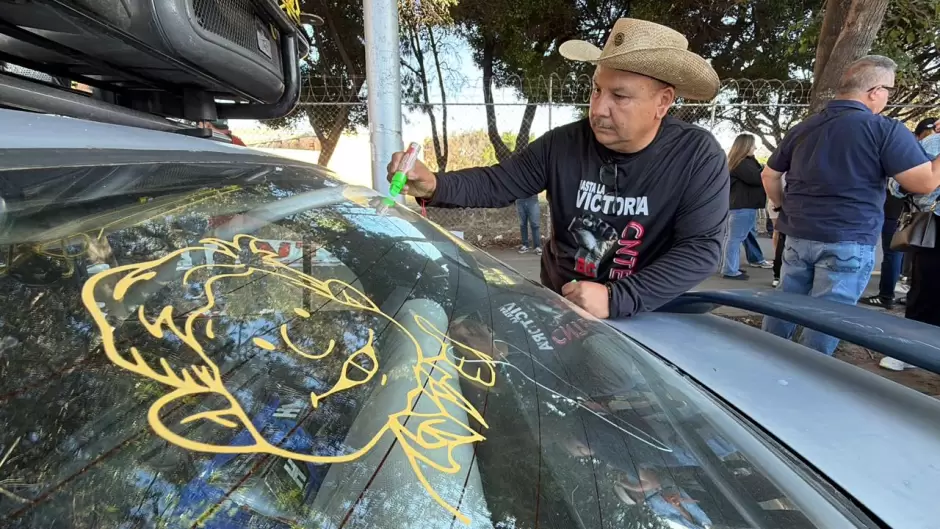 Maestros de la CNTE inician paro de 72 horas con marcha y bloqueo en la garita El Chaparral