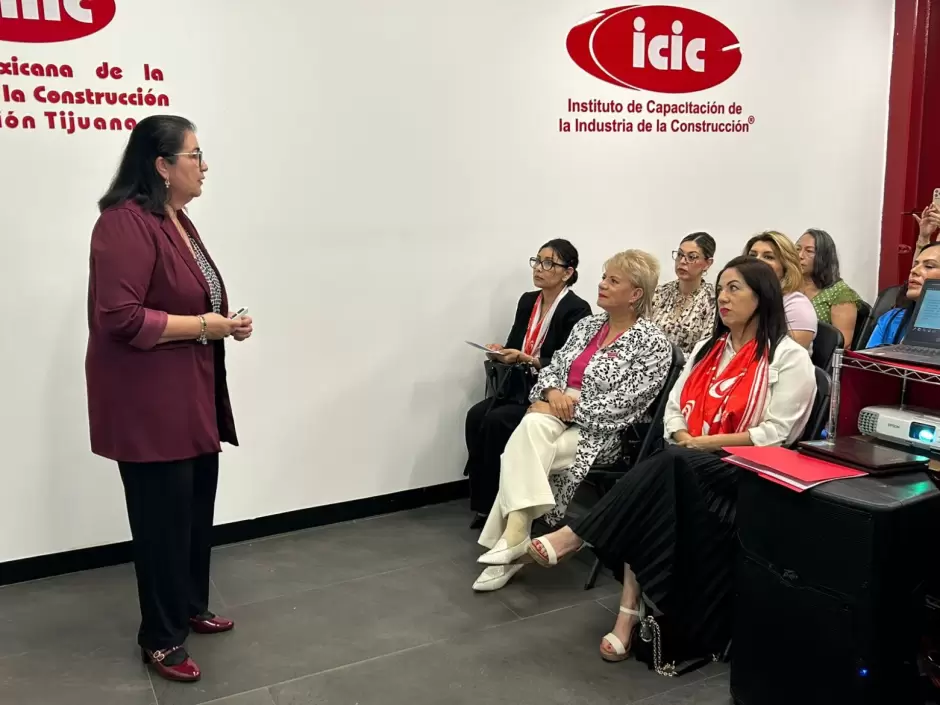 Fortalecen liderazgo femenino en la industria de la construcci�n de Tijuana