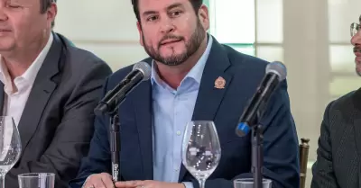 Recibe Ismael Burgue�o Ruiz a comitiva de autoridades electas de California, Est