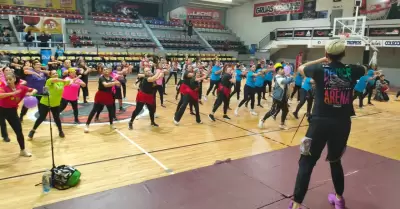 Marat�n de Baile por la Paz