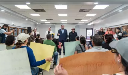 Alcalde de Tijuana acuerda con vecinos de Santa Fe acciones para mejorar movilid