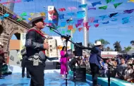 Plasman huellas de "Los Incomparables de Tijuana" en la Plaza Santa Cecilia