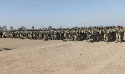 Arriban 200 efectivos v�a a�rea y 100 v�a terrestres del Ej�rcito Mexicano, en e