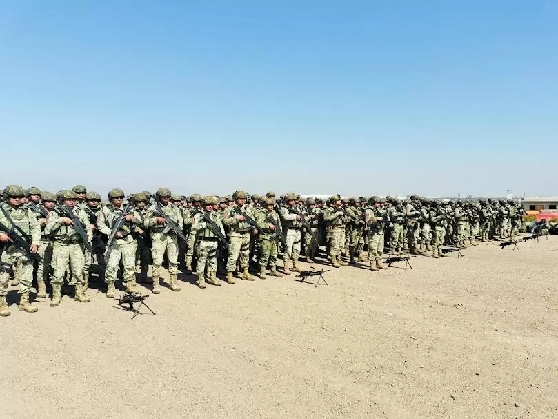 Arriban 200 efectivos v�a a�rea y 100 v�a terrestres del Ej�rcito Mexicano, en el Estado de Baja California