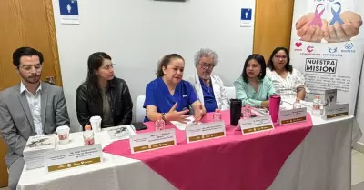 Presenta Pro Oncavi el libro "Vivir y contarla", escrito por mujeres sobrevivien