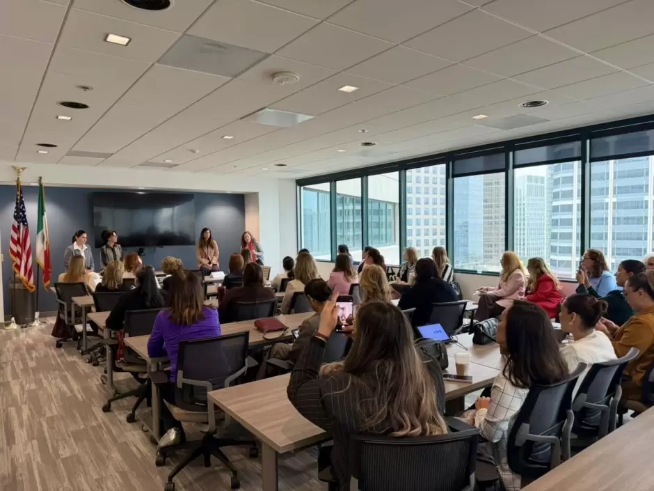 Presentan en San Diego la Red Transfronteriza de Mujeres de Negocios