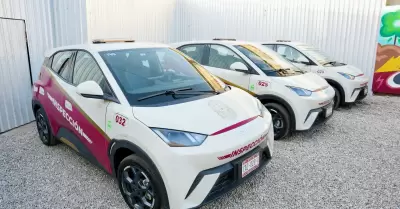 Inaugura Marina del Pilar Avila una electrolinera