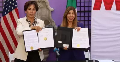 Fiscal�a, One Safe Place y Consulado de M�xico refuerzan apoyo a v�ctimas con ac