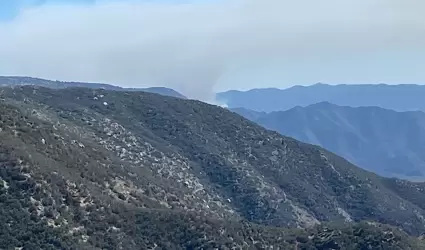 Alcanza 90% de control incendio "Mesa El Barreal" en San Quint�n y Ensenada