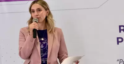 Olga Mac�as asume presidencia de Barra de Mujeres Unidas en Baja California