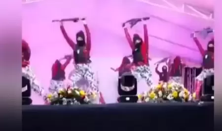 Alumnos fingen ser sicarios durante baile escolar