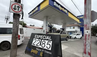 Gasolina hasta 1.12 d�lares m�s barata en Tijuana que en San Diego