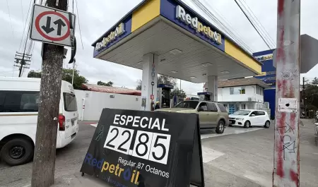 Gasolina hasta 1.12 d�lares m�s barata en Tijuana que en San Diego