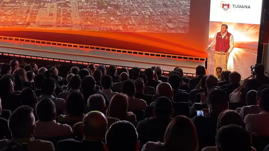 Presentan proyecto "Sube-T, Superv�a Bajacaliforniana Elevada de Tijuana"