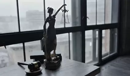 Juez justicia derecho