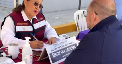 Jornada de salud en Rosarito