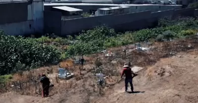 Limpieza de panteones municipales