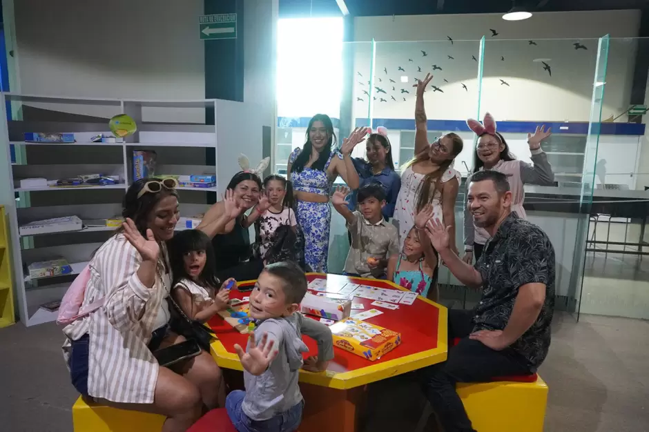 Pascua b�squeda de huevitos