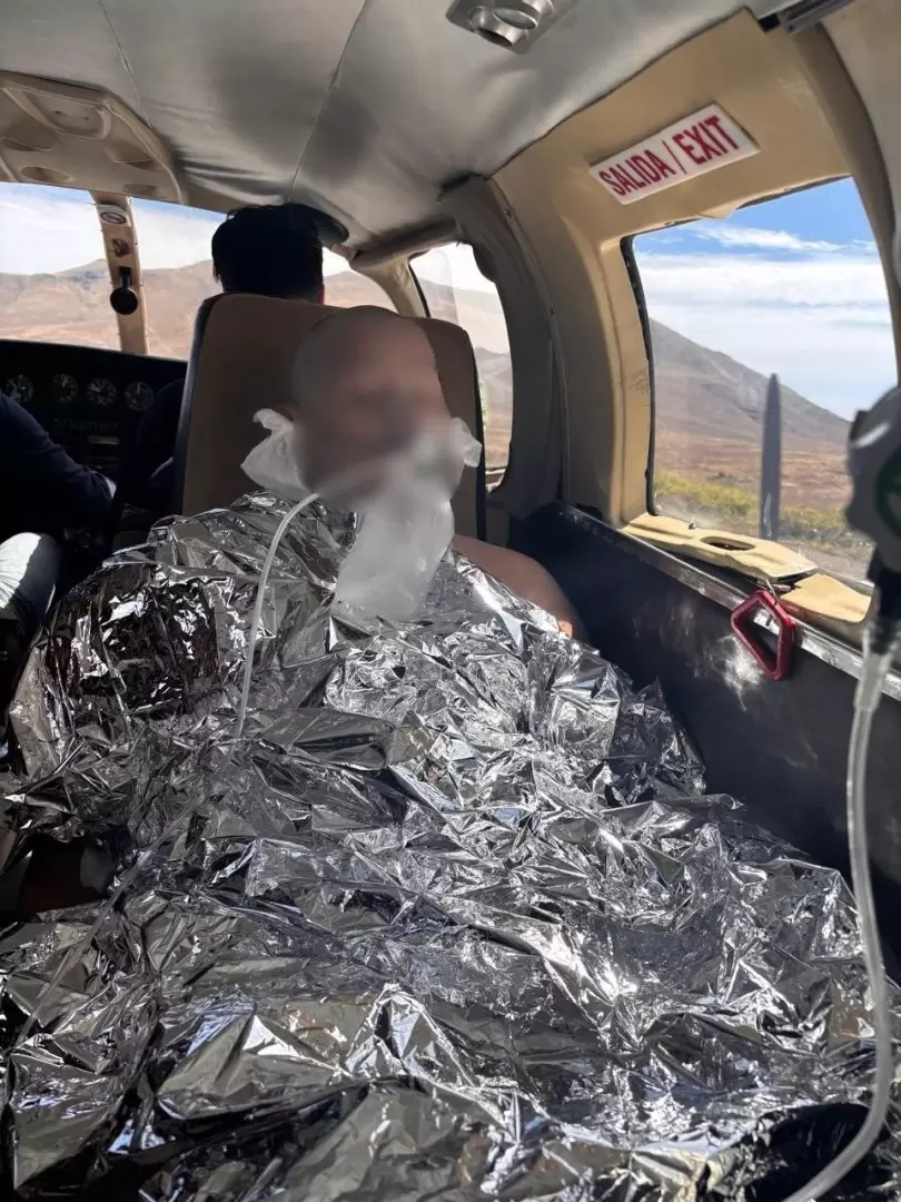 Marina evac�a a buzo con s�ntomas de descompresi�n en Isla Guadalupe