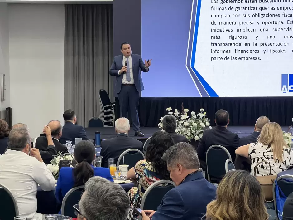 Podr� autoridad fiscal congelar cuentas sin orden judicial