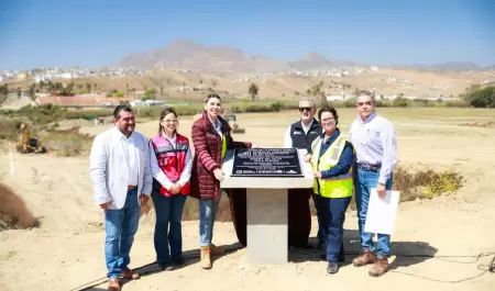 Obras de acceso al agua con introducci�n de drenaje en Primo Tapia